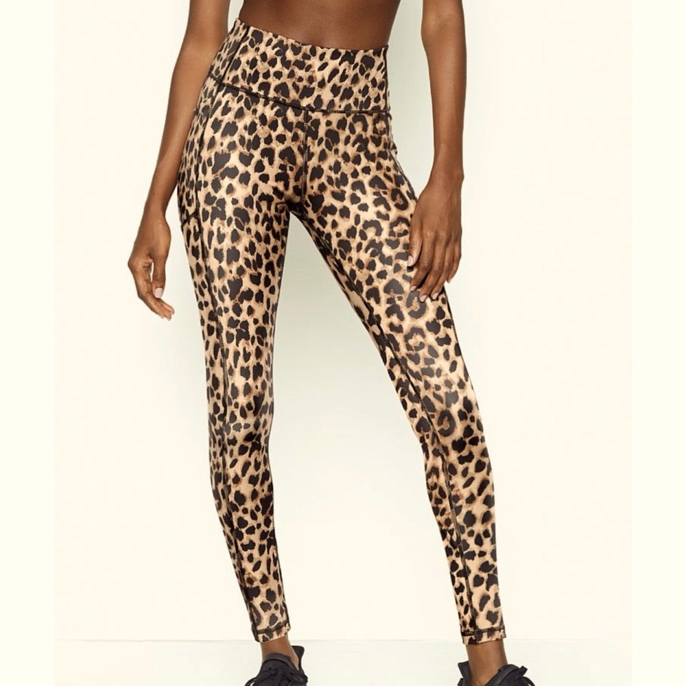 NO LONGER FOR SALE | 10 VICTORIA'S SECRET STUDIO ESSENTIAL 27” HR